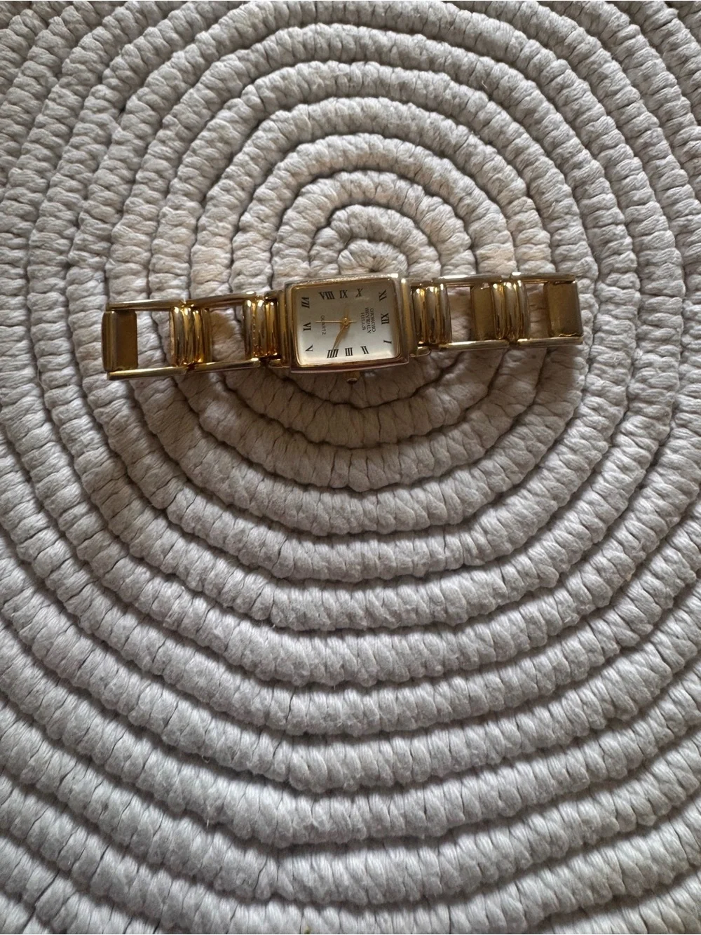 Gold-Tone Women's Bracelet Watch - Classic Giorgio beverly hills